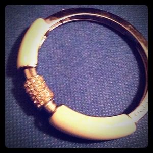 Lia Sophia. Bracelet